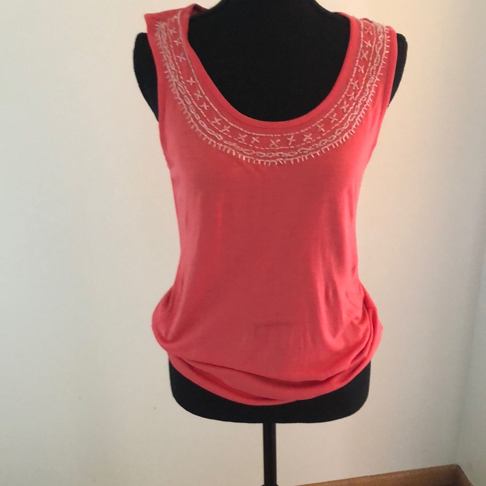 Chico’s tee